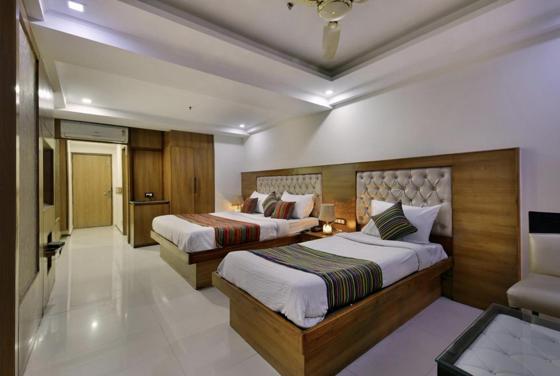 Hotel Lotus Paradise - Banquet & Dining - Near Murthal Sukhdev Rāi Exteriér fotografie