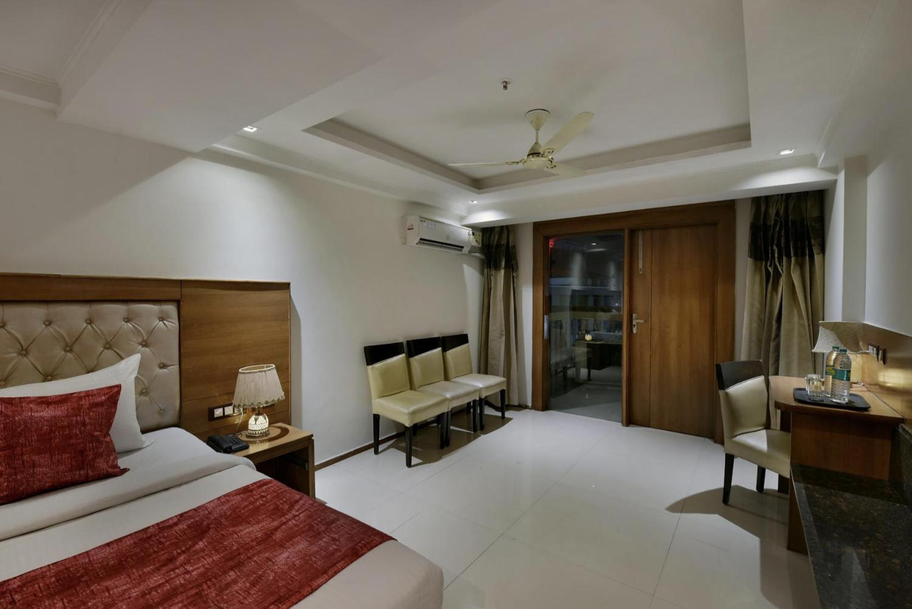 Hotel Lotus Paradise - Banquet & Dining - Near Murthal Sukhdev Rāi Exteriér fotografie
